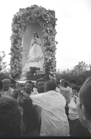 Traslado de la imagen de la virgen de la Asuncin de Tetiz, Yucatn.