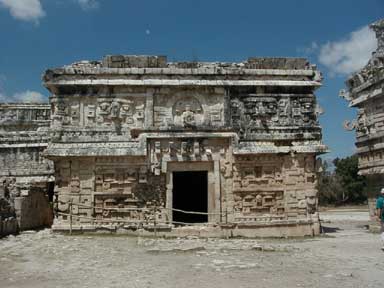 El Anexo Este, Chichén Itzá, Yucatán
